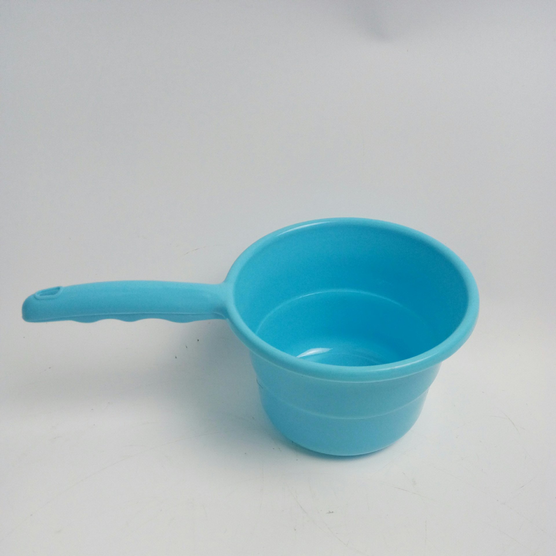 厂家货源家用塑料水舀加厚水漂水勺居家必备勺厨房长柄勺新款