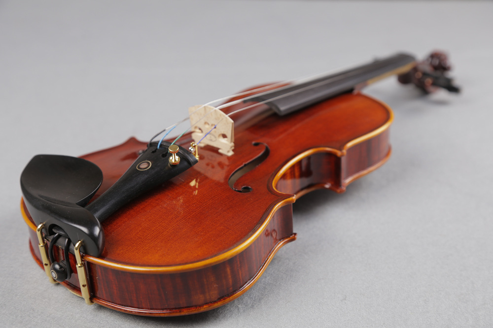 通灵中档花纹手工独板小提琴 高档琴盒 弓 松香