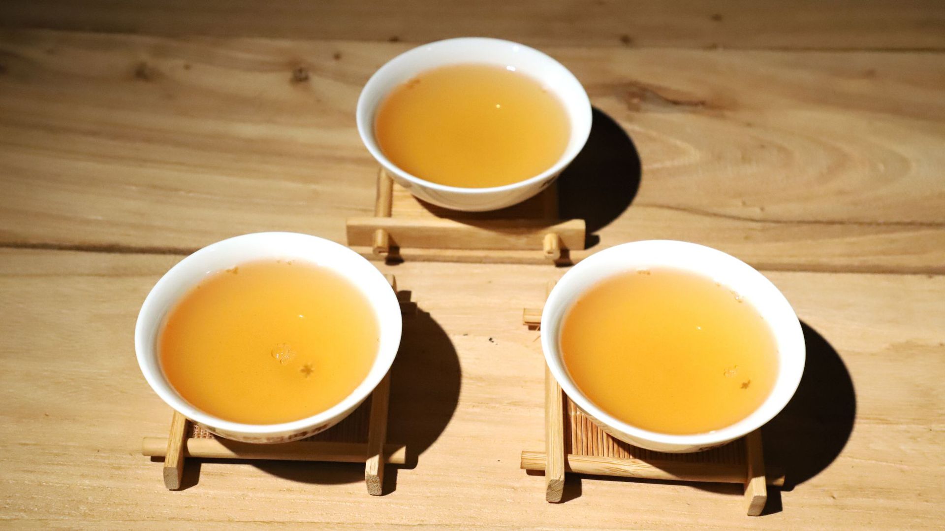 陈年普洱茶老生茶04年老普400g景谷苦竹山古树纯料云南七子饼生茶