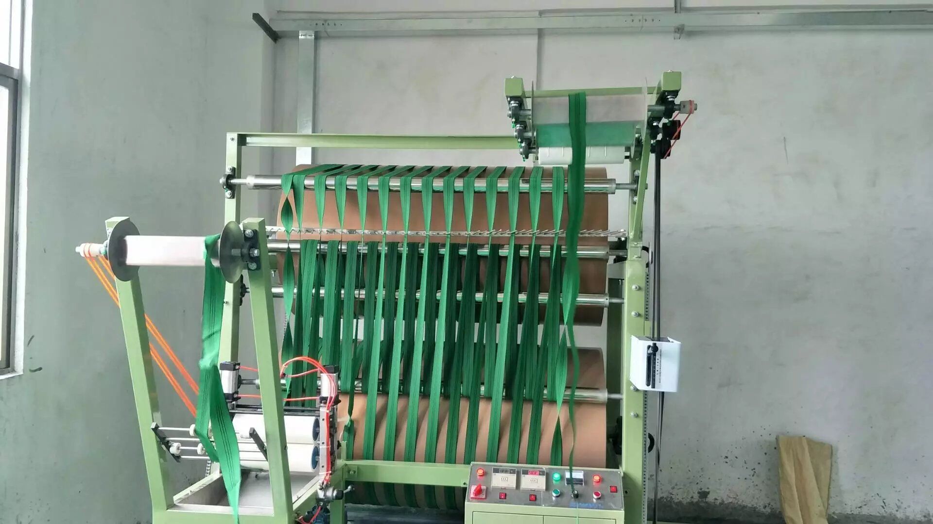 2滚筒 6滚筒 8滚筒 烫带机 织带整烫机 同兴织带机