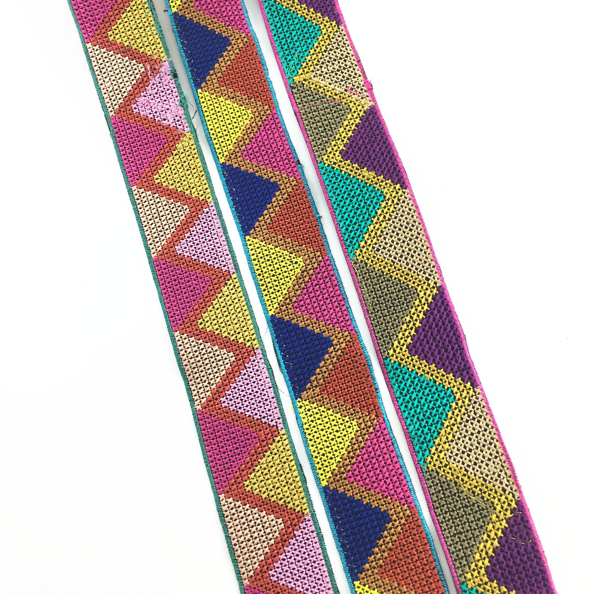 厂家直销 外贸精美电脑十字绣花边 箱包服装辅料 民族刺绣花边