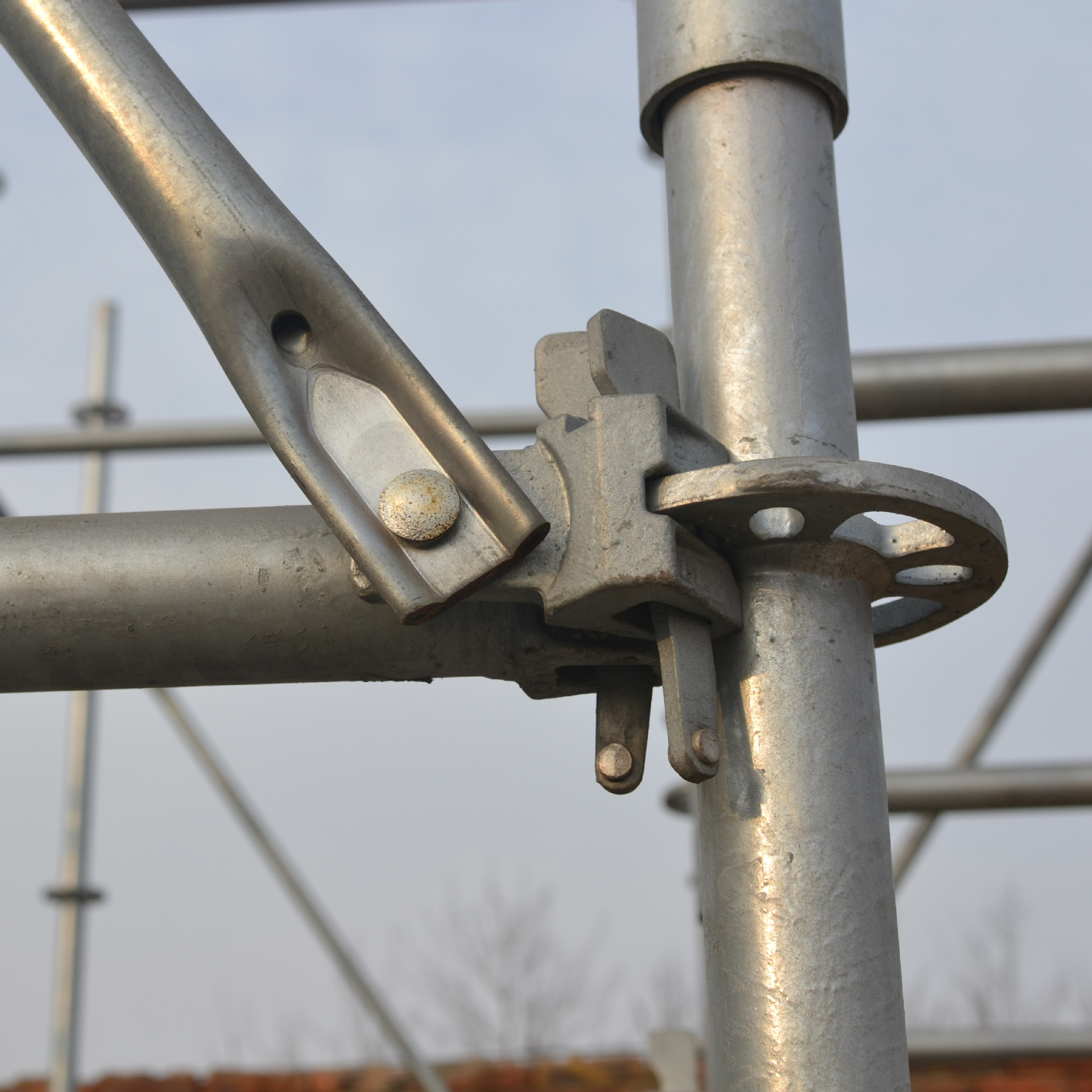 盘扣式脚手架建筑发展趋势 中铁 中建 中交推荐产品