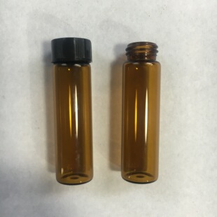 厂家直销8ml棕色螺口瓶