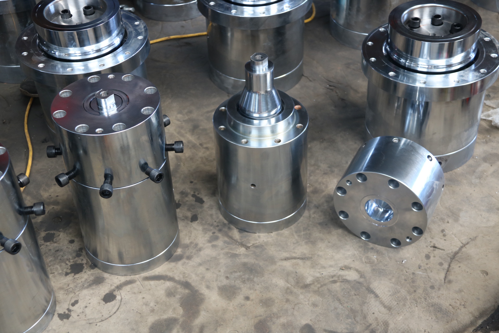 定制生产塑机配件 单层直筒模头