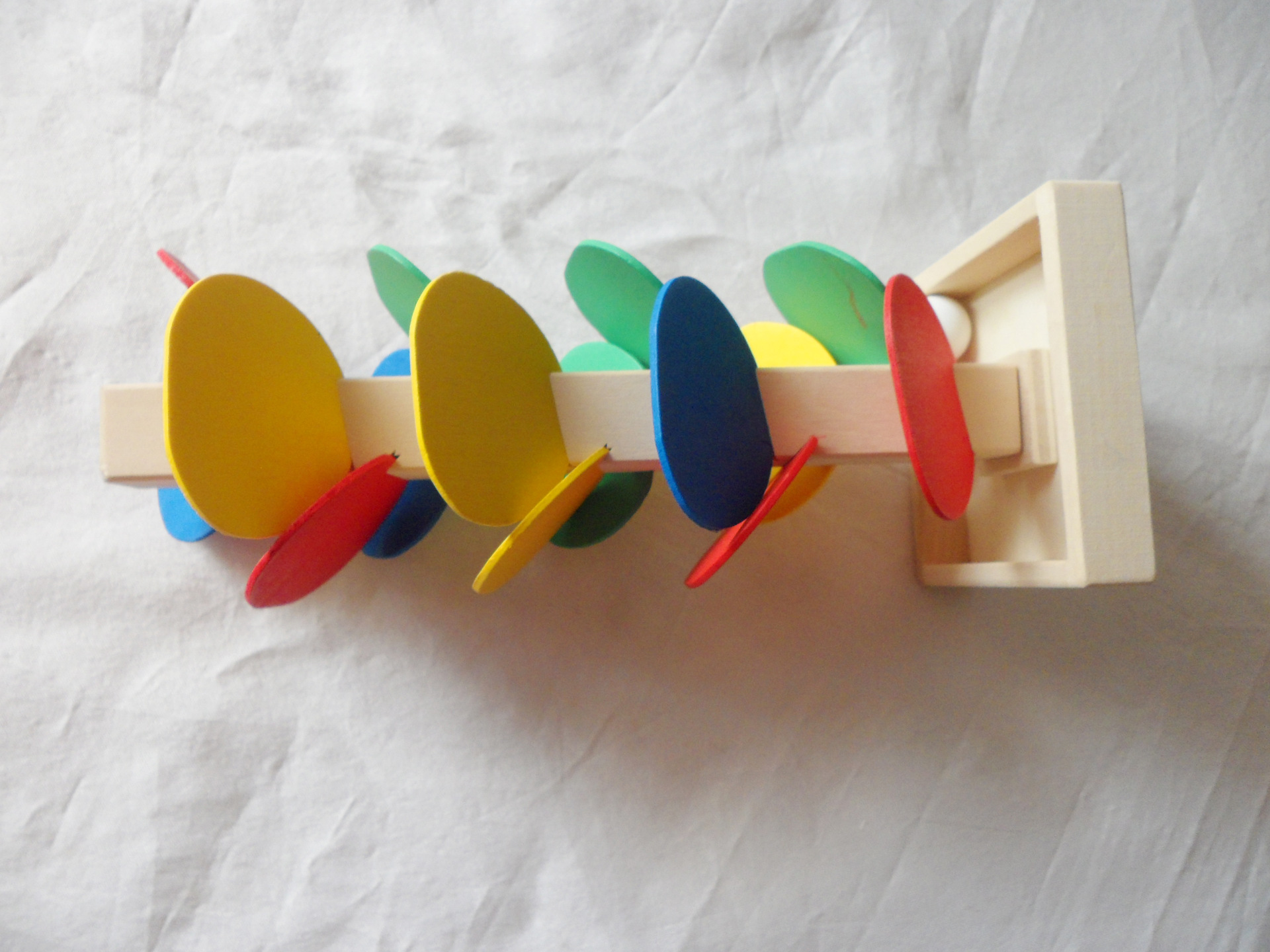 儿童弹珠轨道玩具3-6周岁拼装木制1-2岁宝宝早教益智滚珠积木批发