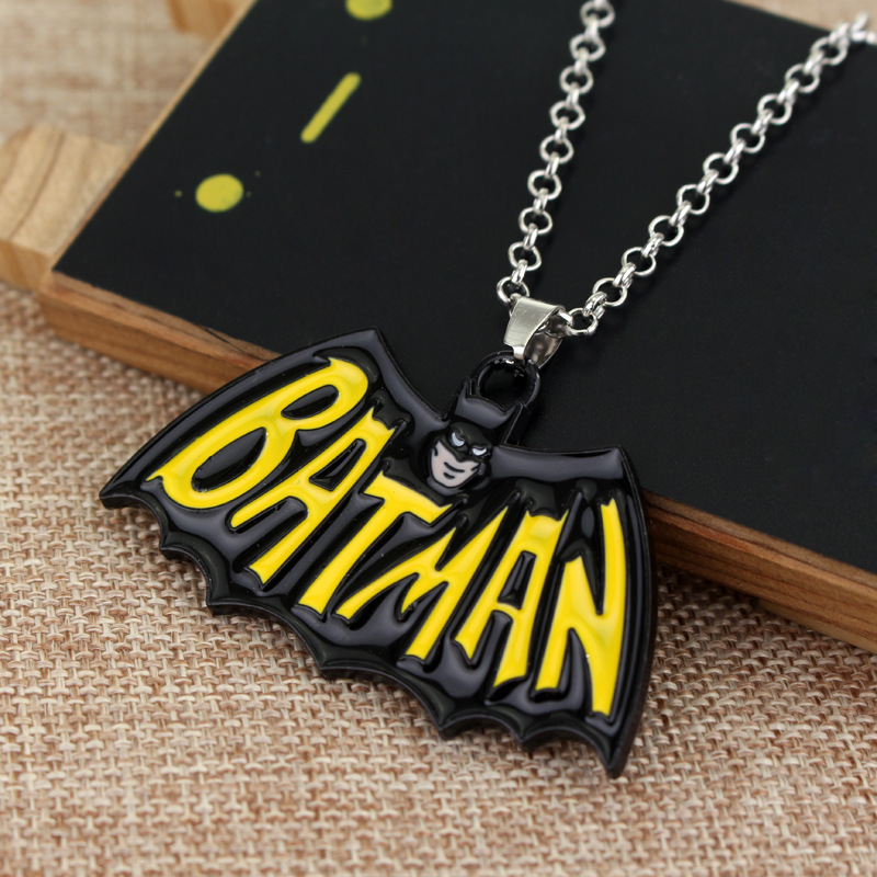 电影周边蝙蝠侠项链潮流时尚夸张batman字母标志吊坠配饰品挂件
