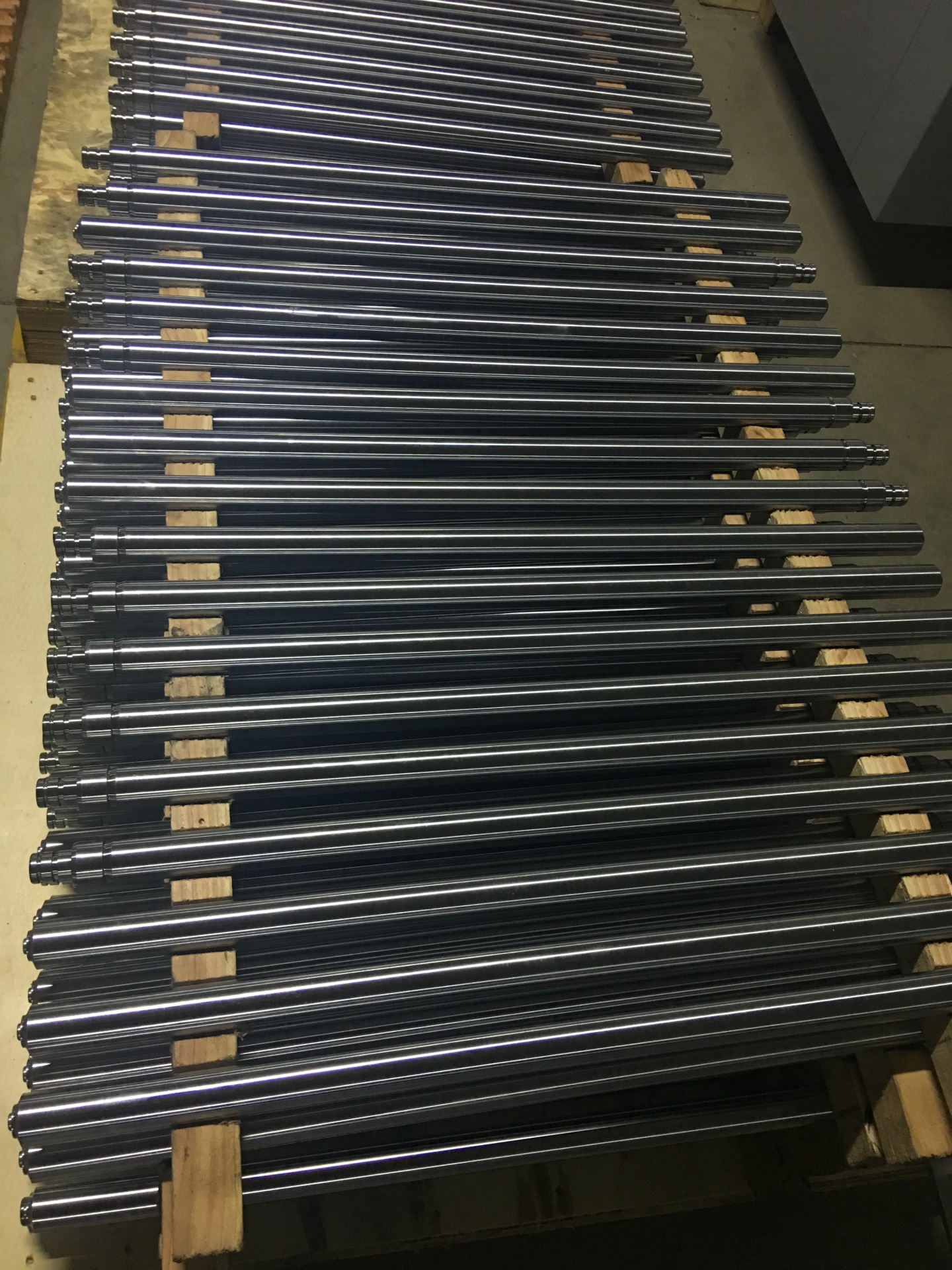 厂家直供 优质45#活塞杆 光轴 调质活塞杆 调质电镀杆