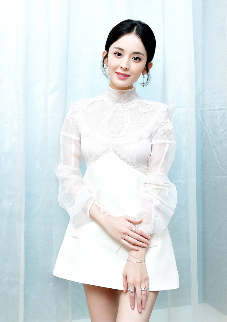 2018择天记发布会古力娜扎倪妮同款白色蕾丝网纱透视高领连衣裙