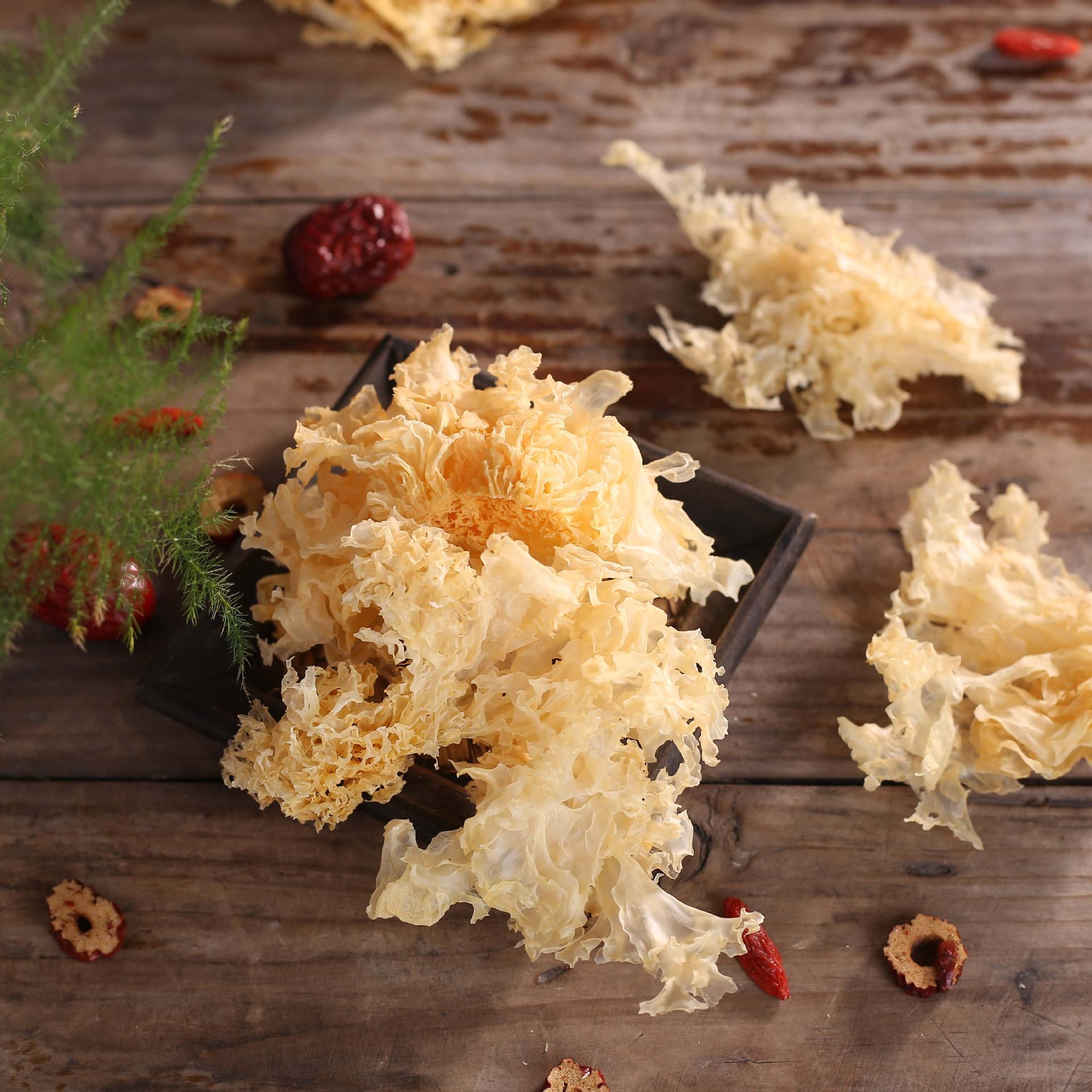 福建古田鲜银耳白木耳 无熏硫白银耳雪耳 食用菌500g散装批发