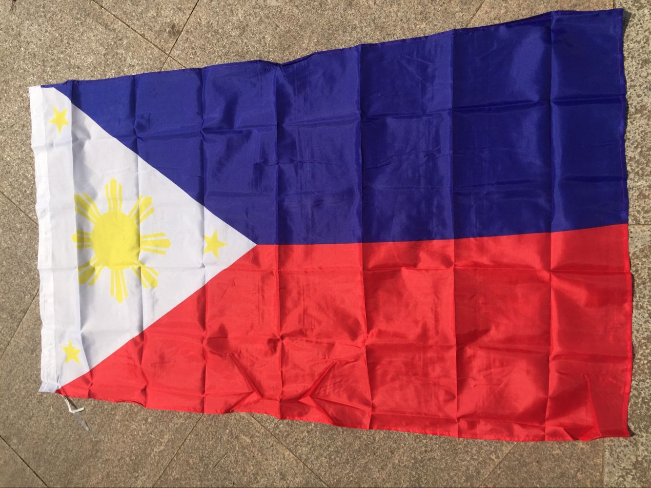 4号英超足球俱乐部利物浦队旗足球队色丁旗帜150x90cm挂旗助威旗