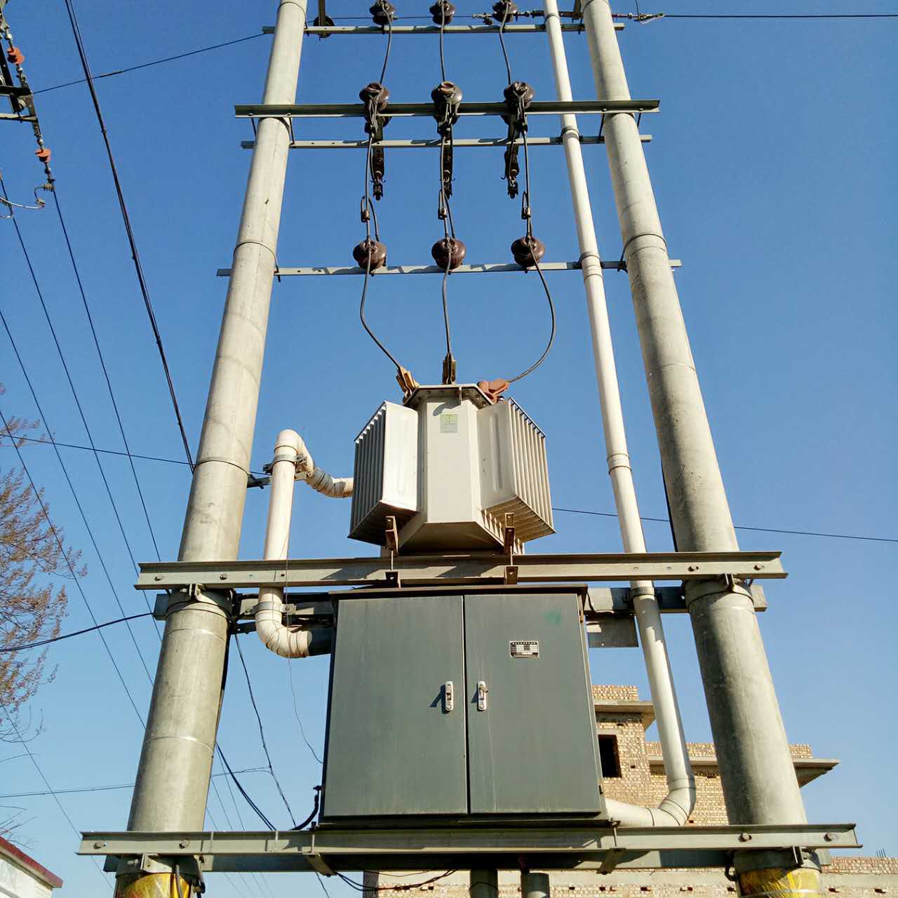 厂家定做直销 电力器材变压器台架 二线至八线角钢横担