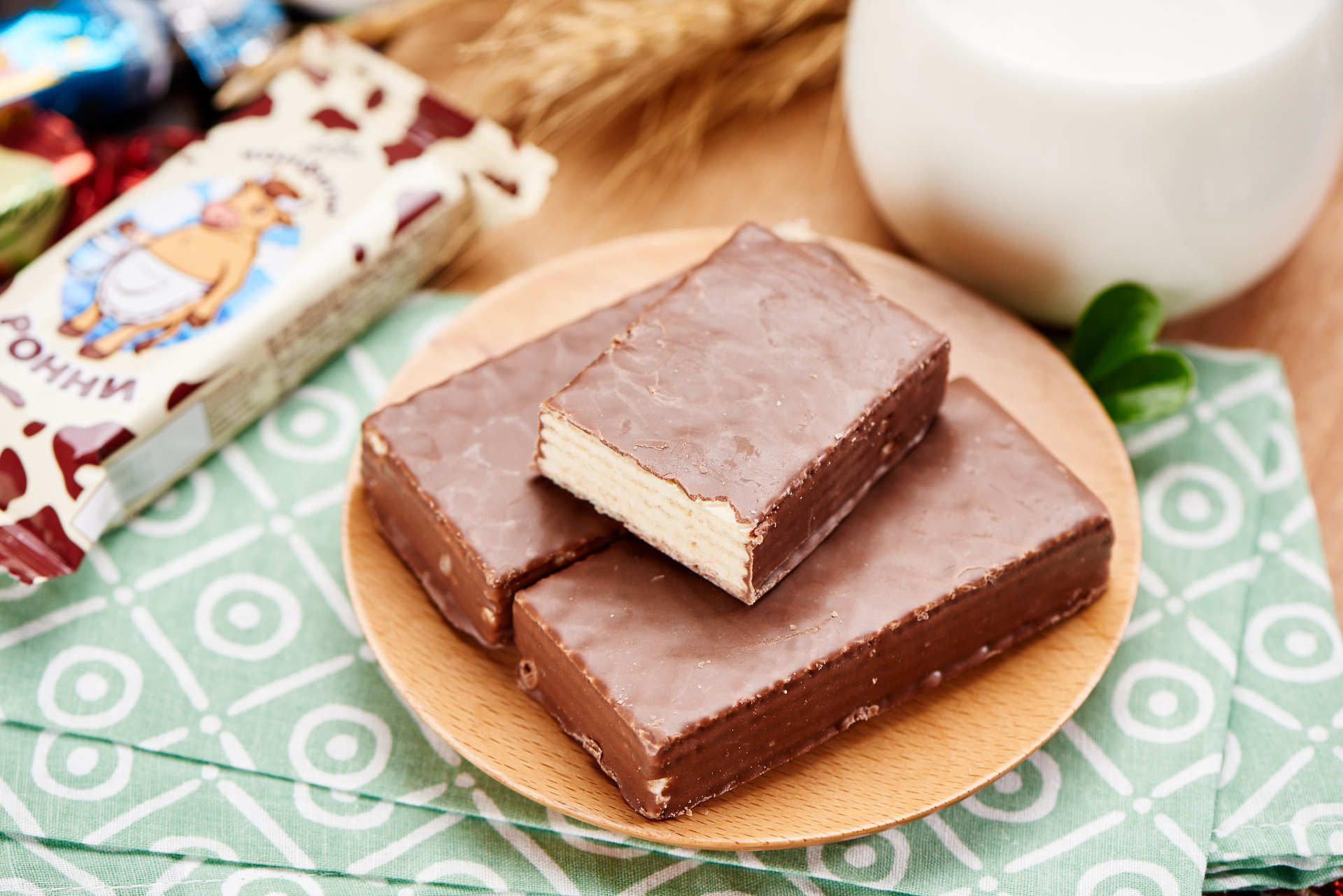 俄罗斯进口食品 康吉罗尼大牛威化饼干 奶罐威化饼干