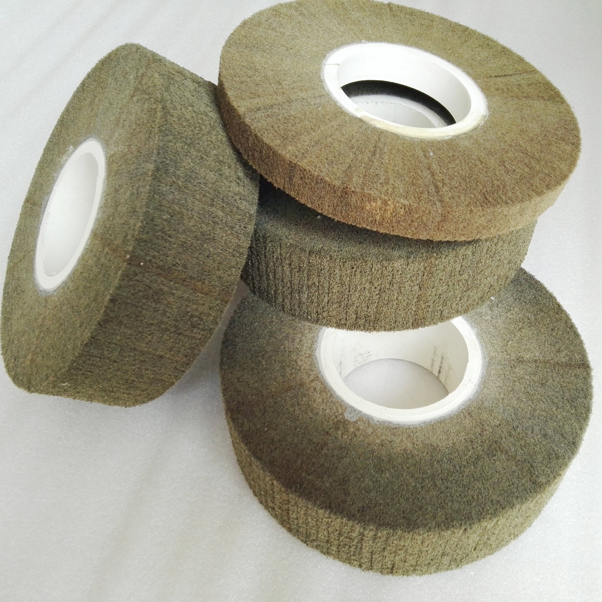 厂家木线条专用抛光轮木芯纤维飞翼轮 不织布拉丝轮百洁布打磨轮