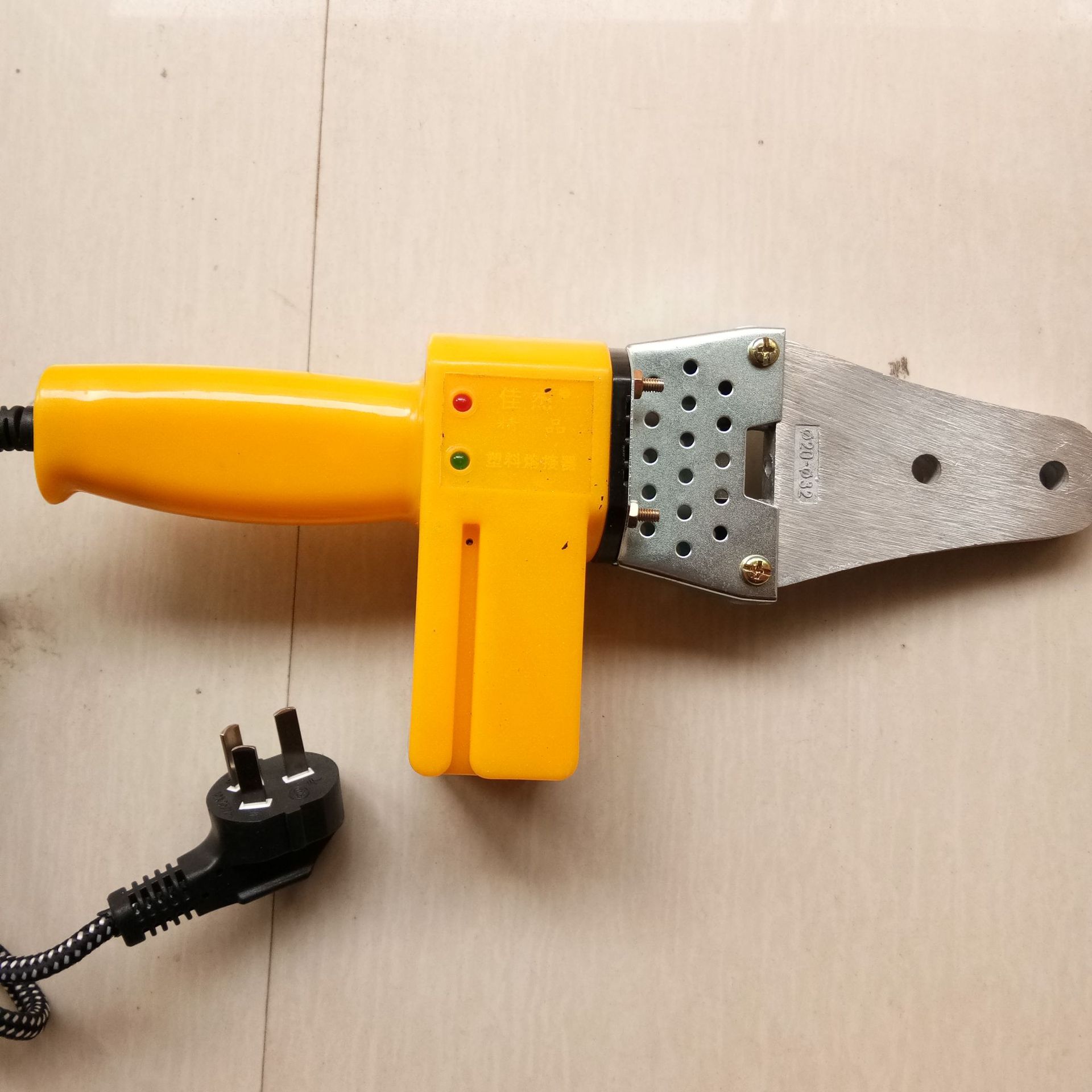 特价直销热熔机加热快强度高更长久更耐用更管材熔接器