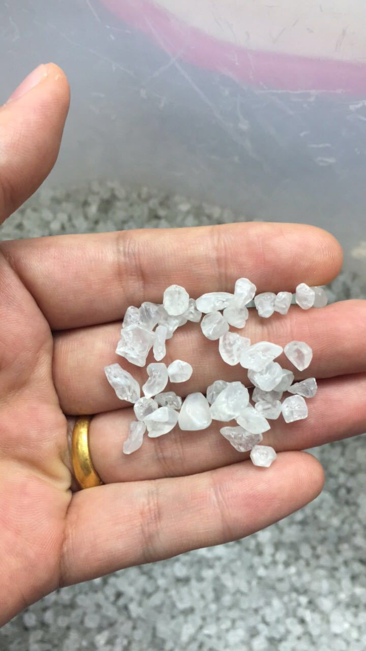 珠宝原石 天然白锆原料 白宝石 风信子 zircon 生辰石 锆英石