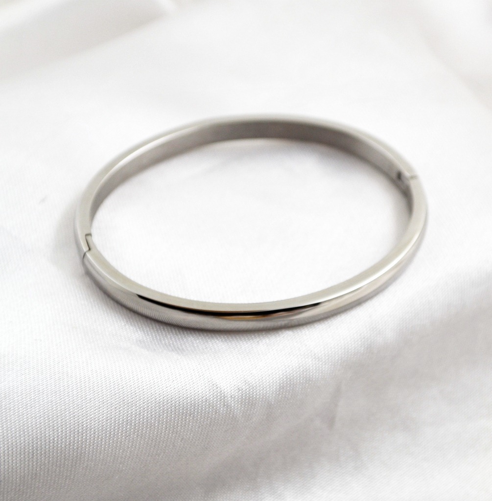 新款韩版圆狐边热销潮流手镯时尚钛钢直扣女生玫瑰金手镯饰品