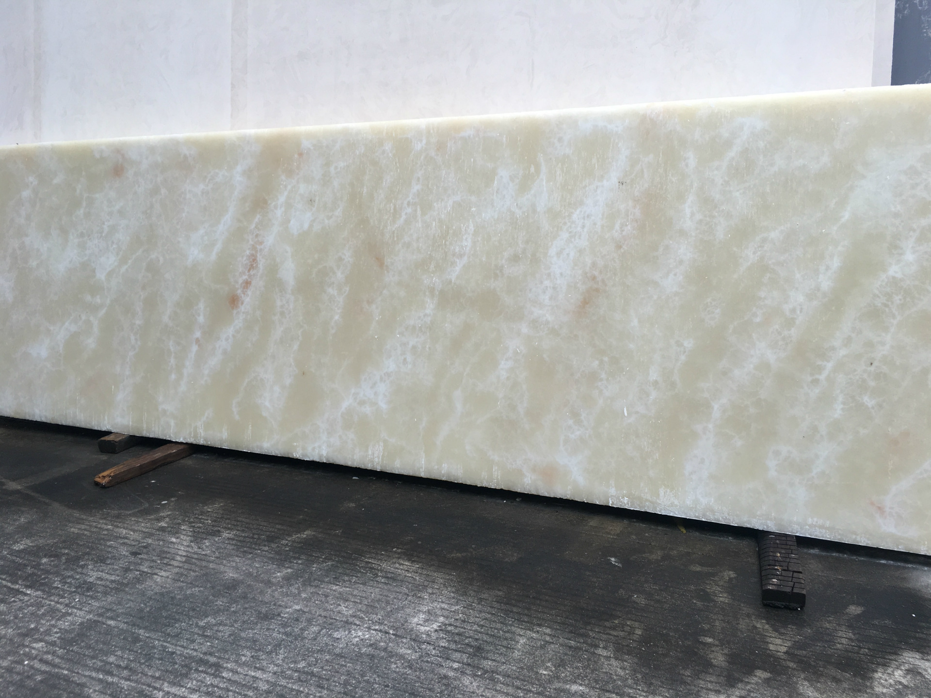 臻品玉石大板龙凤玉 墙面桌面室内装饰 电视背景玉石大板批发厂家