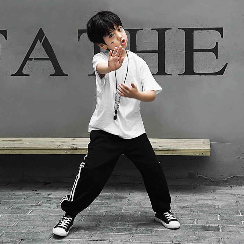 新款儿童街舞男童短袖练功复古三条杠束脚长裤子少儿嘻哈演出服装