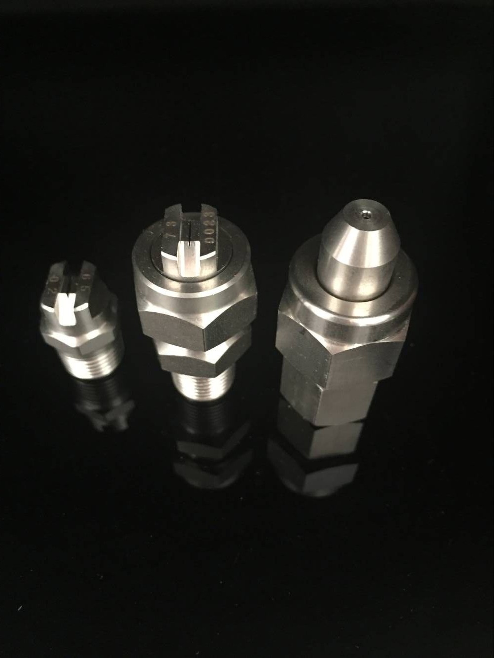 供应组合式扇形喷嘴组合式金属扇形喷头 低压清洗扇形喷嘴