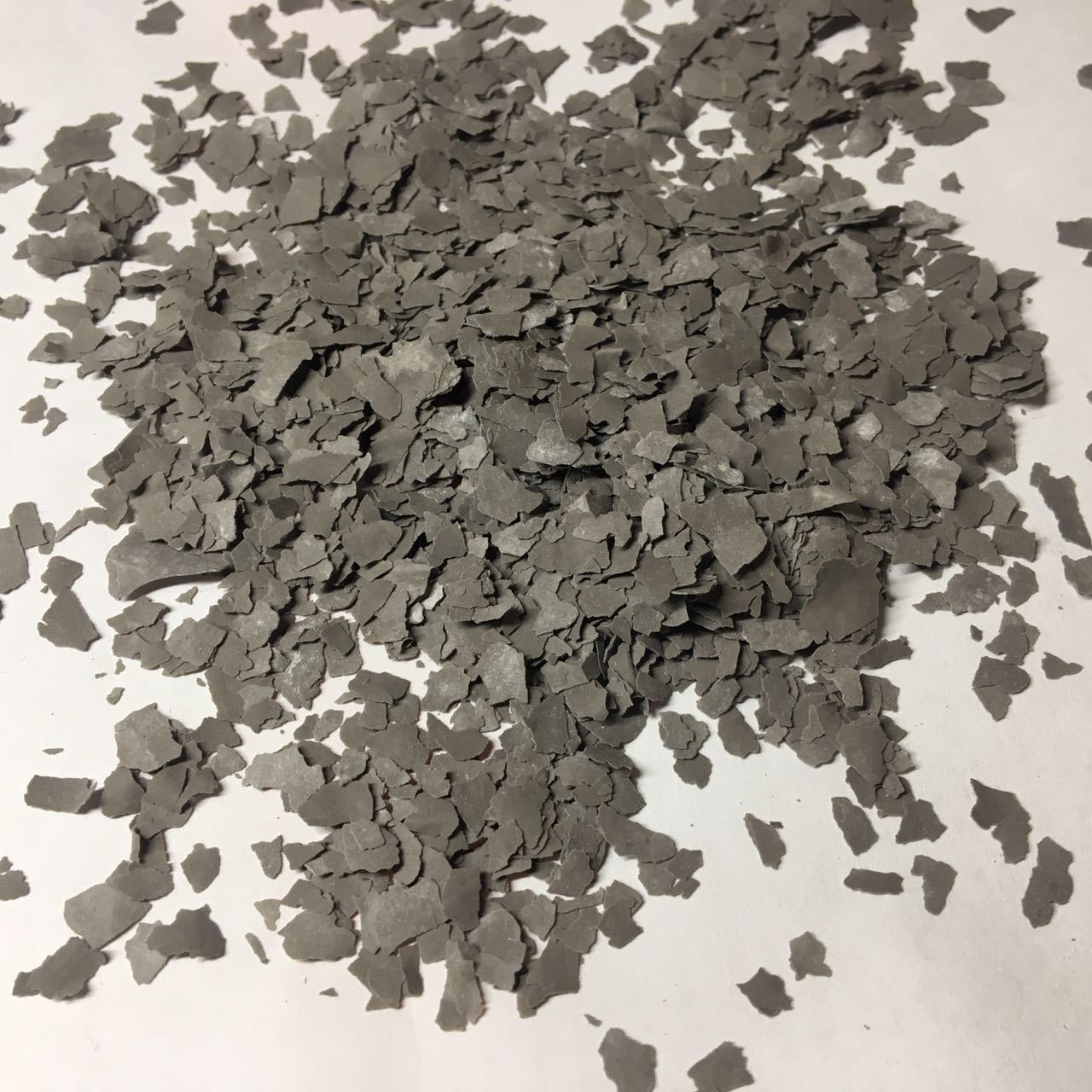 厂家供应 天然岩片 复合岩片 染色岩片 各种颜色
