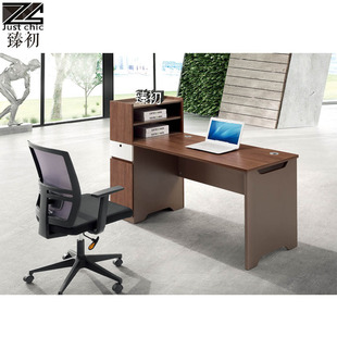 主管办公桌子