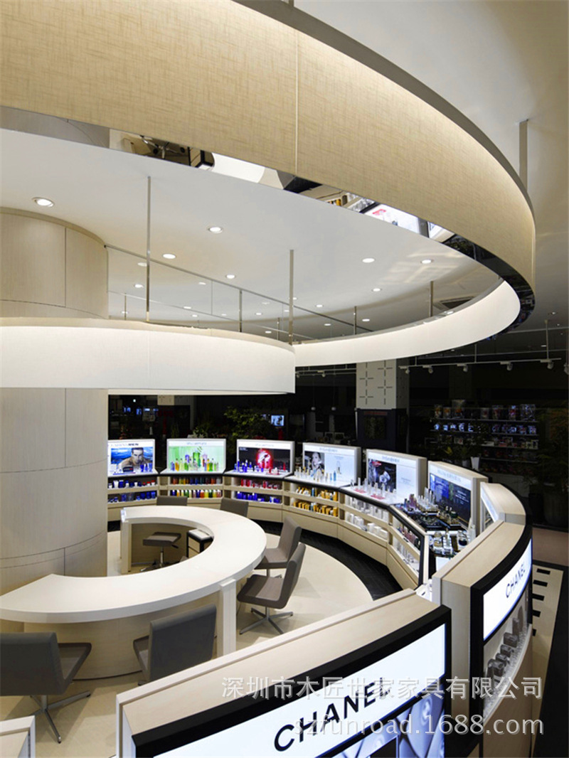 13年展柜定制厂家 长期生产高档 烤漆护肤品柜 商场弧形中岛柜台