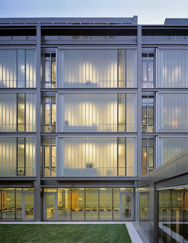 新型节能环保的家装建材-u型玻璃