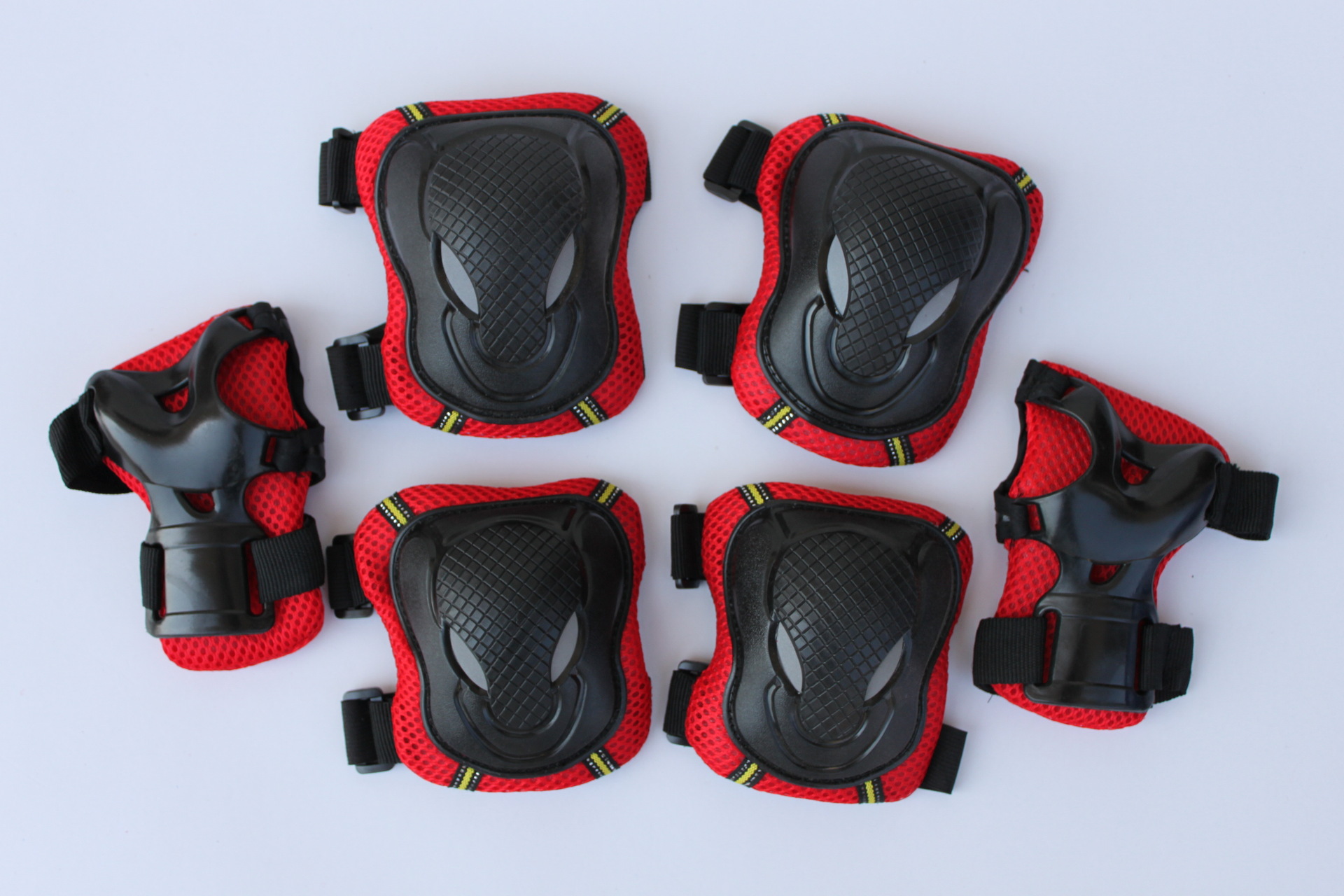 儿童轮滑护具运动组合护具自行车护具平衡车滑步车护具护具6件套