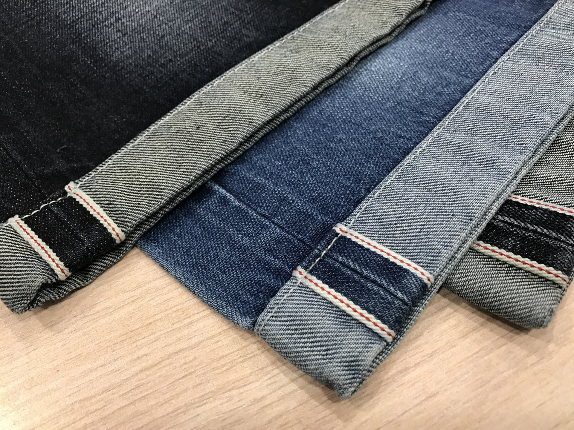 环保牛仔布,红边牛仔布,赤耳牛仔布,丹宁牛仔布,窄封牛仔面料