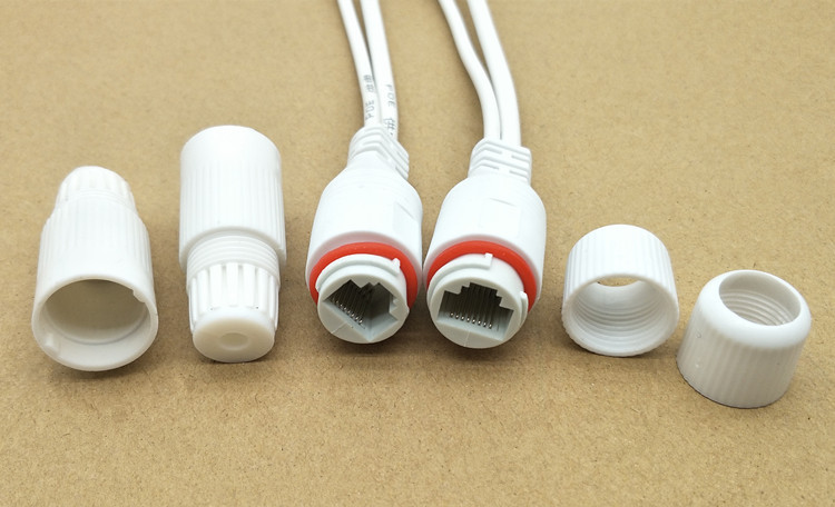 1mm 屏蔽网口,线长13cm,带保护设计的水晶头 分线器末端:dc公头:5.