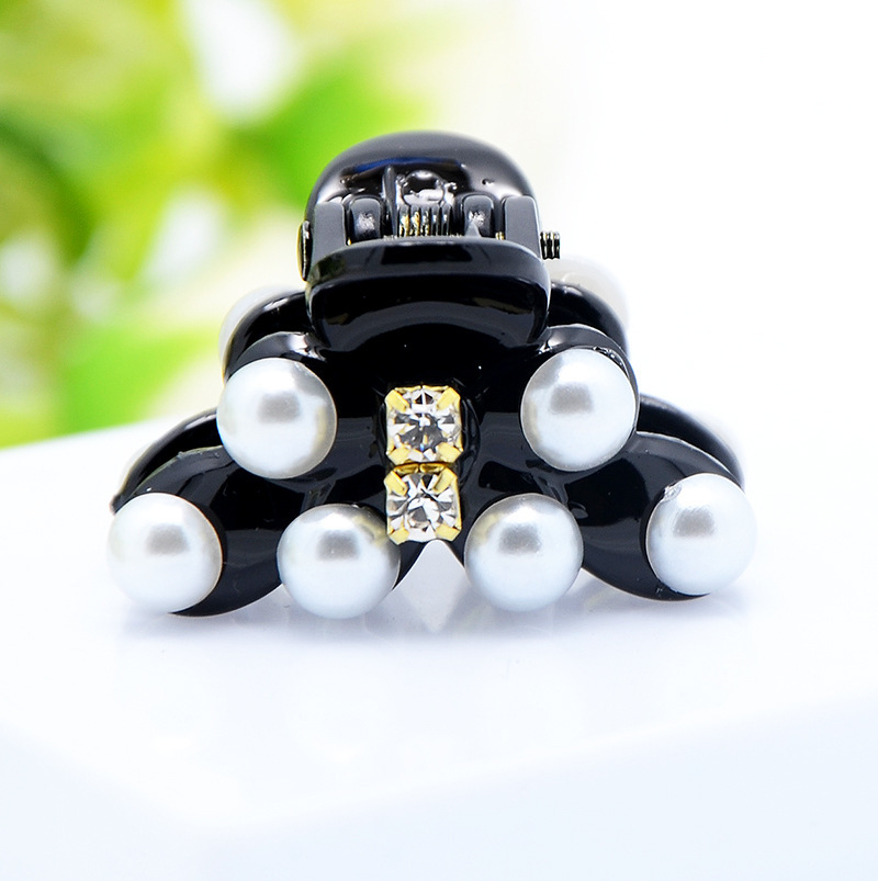 新款抓链珍珠发抓刘海夹顶夹 手工点钻发夹塑料发饰加工生产批发 图片