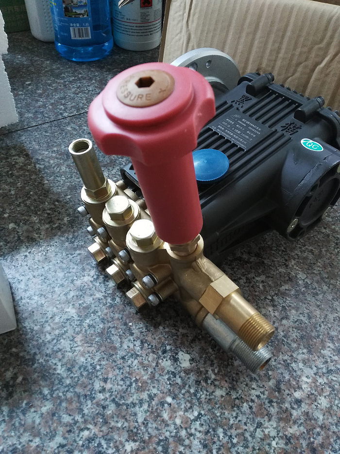 苏州黑猫清洗机380c360c高压洗车机配件洗车泵头专用调压阀