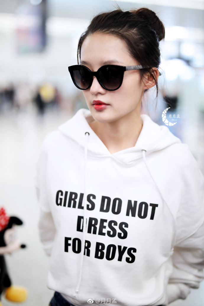 李沁明星同款白色字母oversize加绒连帽卫衣上衣2017新款女秋装