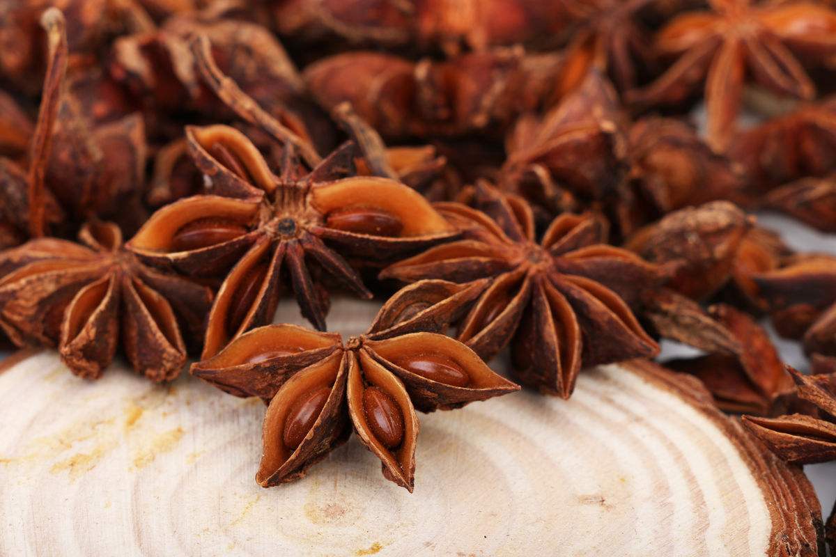 产地批发大量广西大红八角 八角 大料 八角粉大料粉广西大红八角