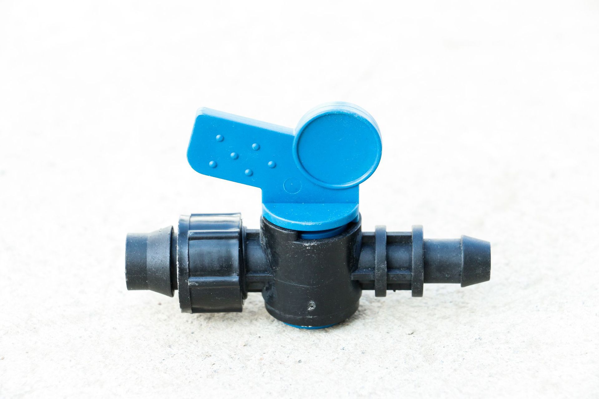 16mm滴灌带配件旁通阀门直通三通节水灌溉滴灌设备滴管滴水带接头