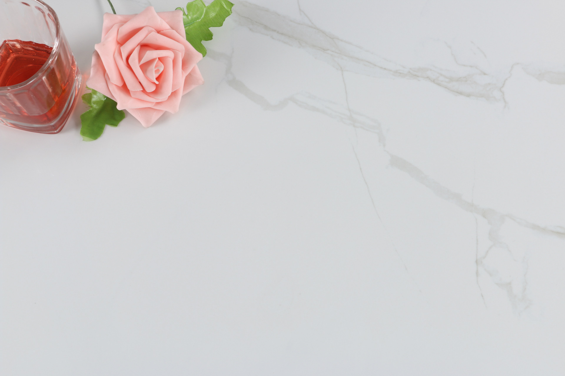 瓷砖600x600 300x600卡拉拉白瓷砖 亮光全抛釉 亚光白色仿古砖