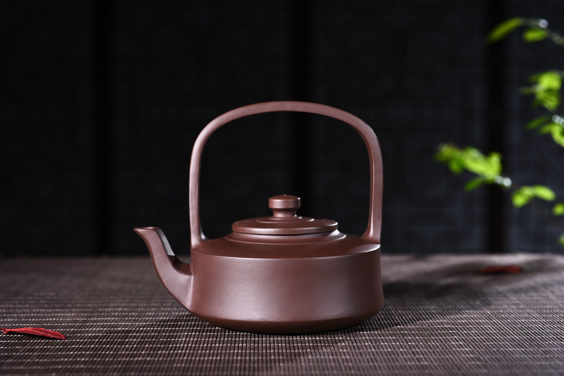 宜兴正品全手工刻绘紫砂壶原矿老紫泥东坡提梁壶功夫茶壶批发定制