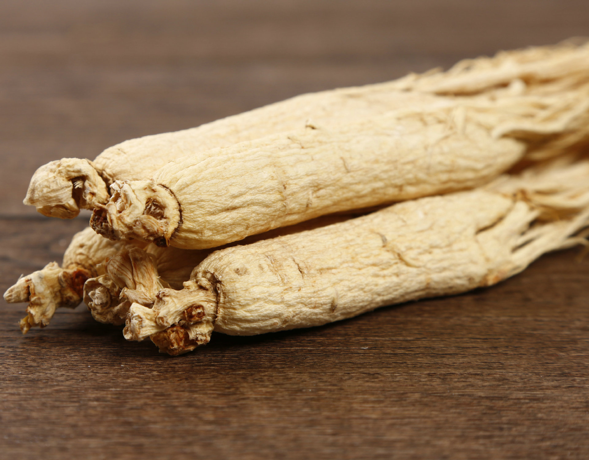 吉林长白山人参生晒参批发 东北集安边条抚松全须边条人参