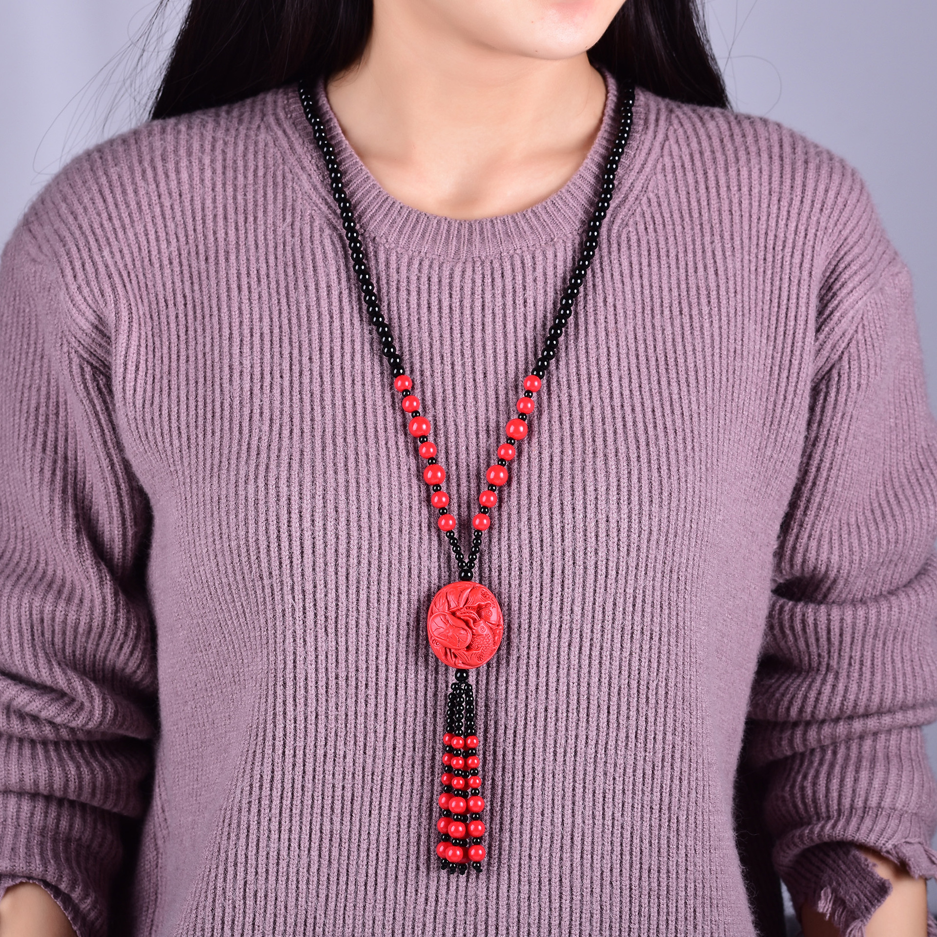 本命年朱砂项链女长款百搭红色年年有余毛衣链衣服挂件配饰