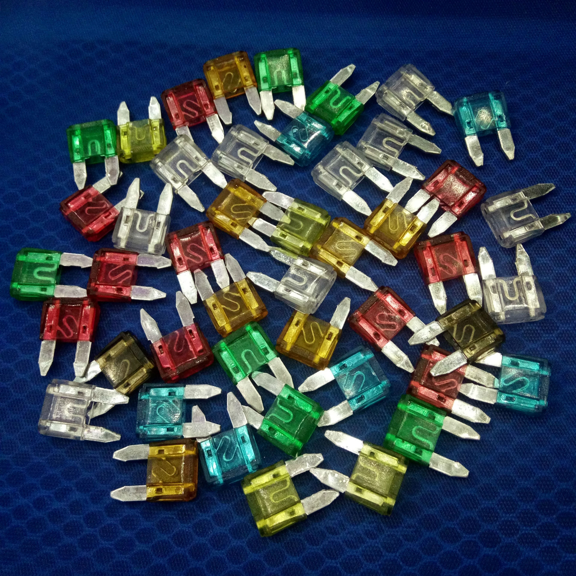 小号10a 汽车保险丝插片4s店专用汽车保险片小号保险丝3a-40a