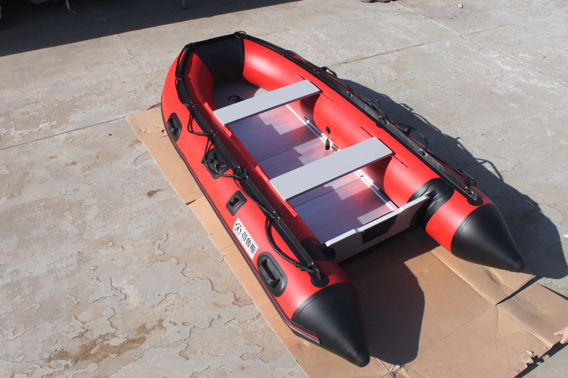 橡皮艇冲锋舟多少钱