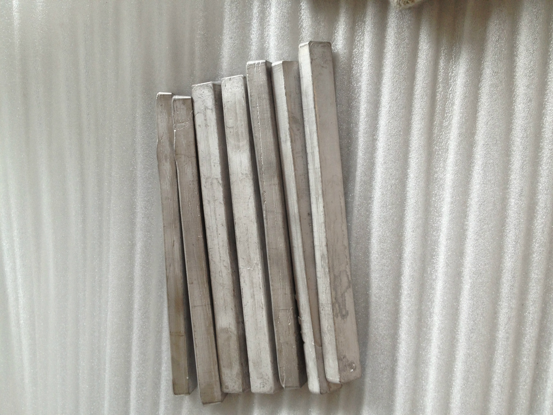 200℃低熔点合金成分报价,适用范围,图片热销低熔点焊接锡球锡线厂家