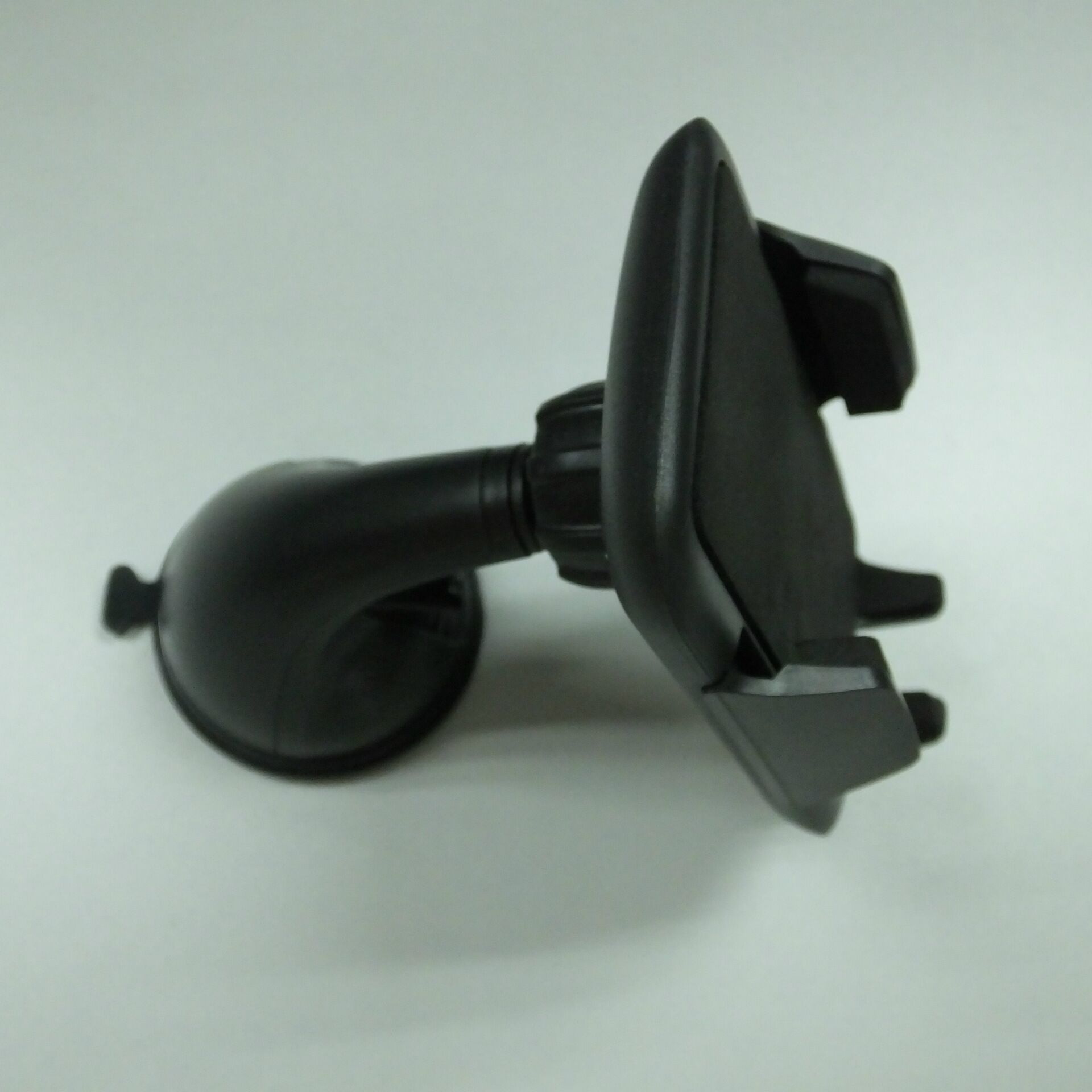 批发 多功能硅胶吸盘车载手机导航支架通用软管手机懒人车载支架