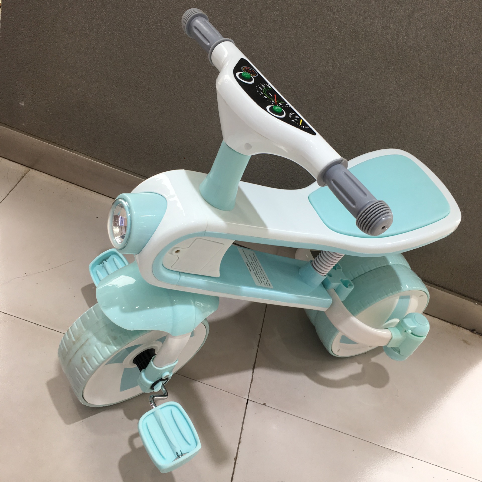 儿童变形三轮车1-3岁童车婴幼儿宝宝手推车多功能脚踏车自行车