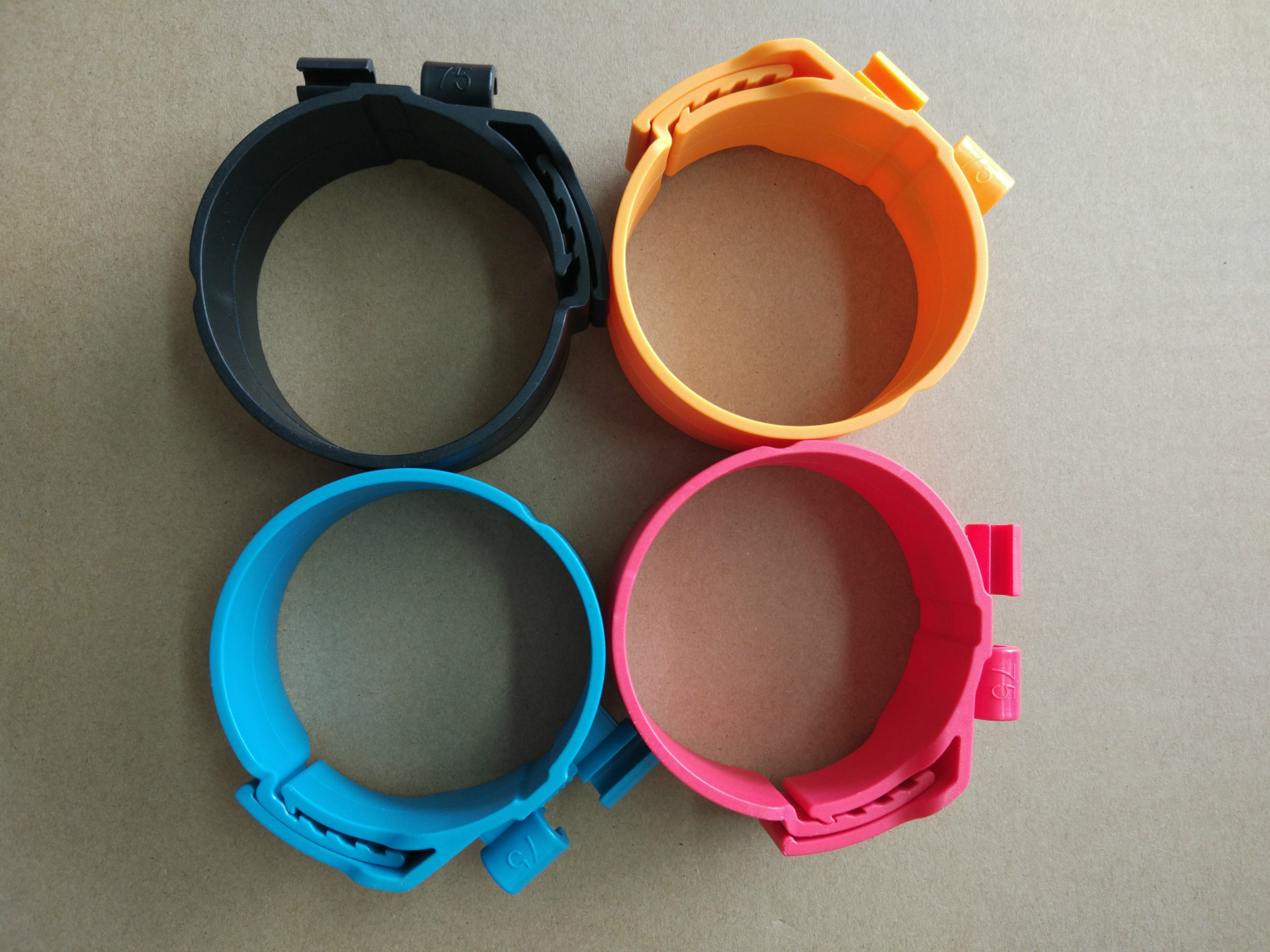 中央空调管卡空调管扣尼龙管卡尼龙管扣空调吊码铜管管卡塑料管卡