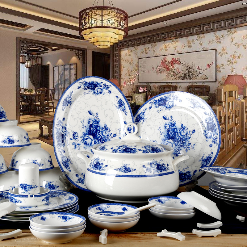景德镇陶瓷餐具56头饭碗餐具套装青花玫瑰碗盘碟陶瓷餐具礼品批发