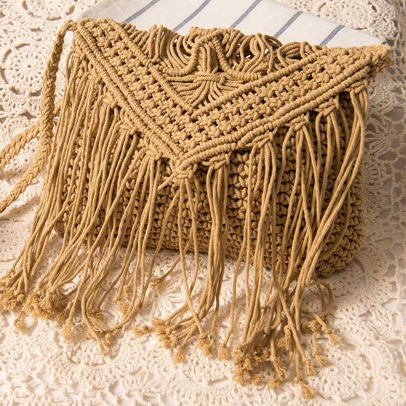 New Simple Tassel Crossbody Straw Bag Retro Shoulder Cotton Thread Woven Bag Summer Beach Bag