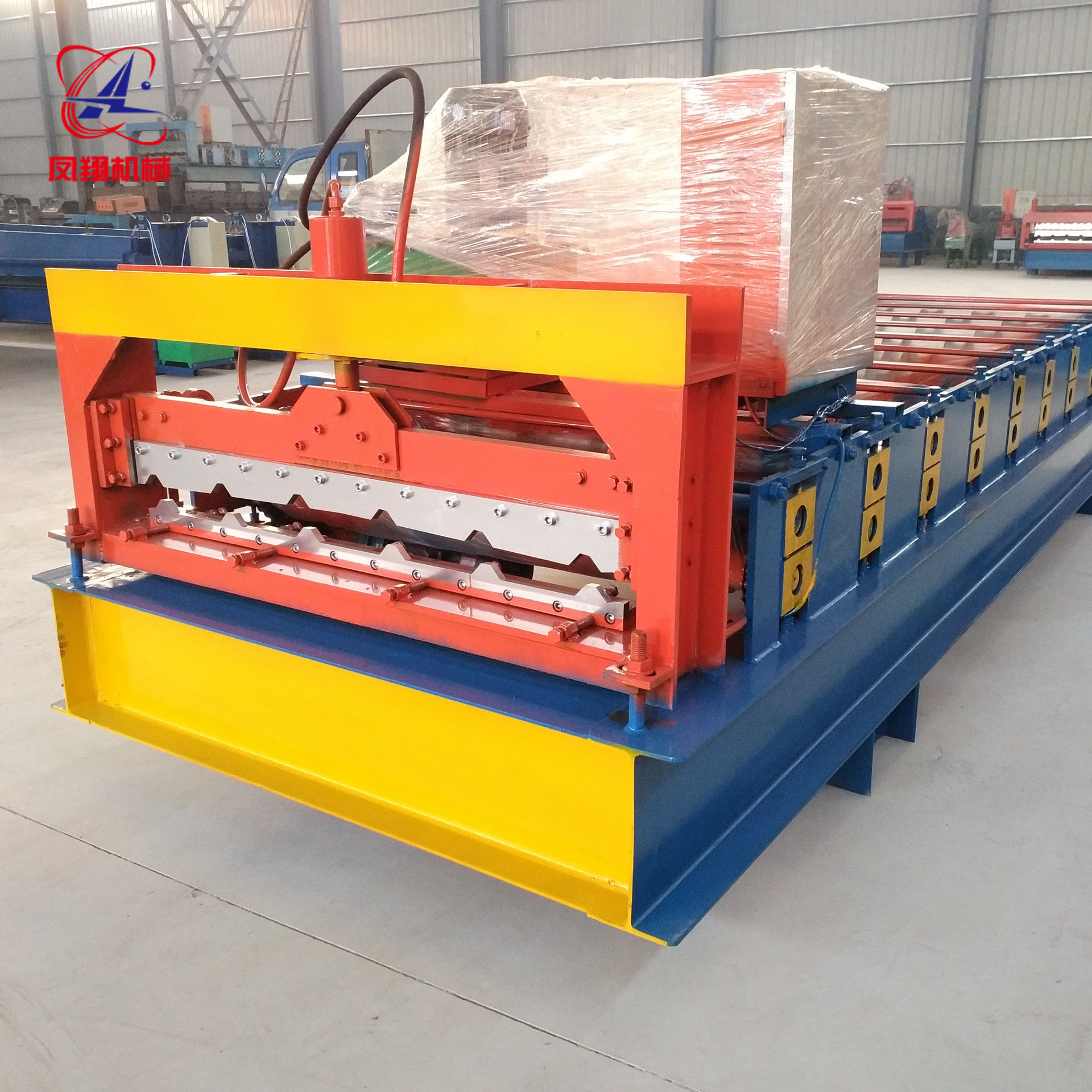 供应多功能彩钢瓦设备 840型彩钢压瓦机 单层彩钢压瓦机