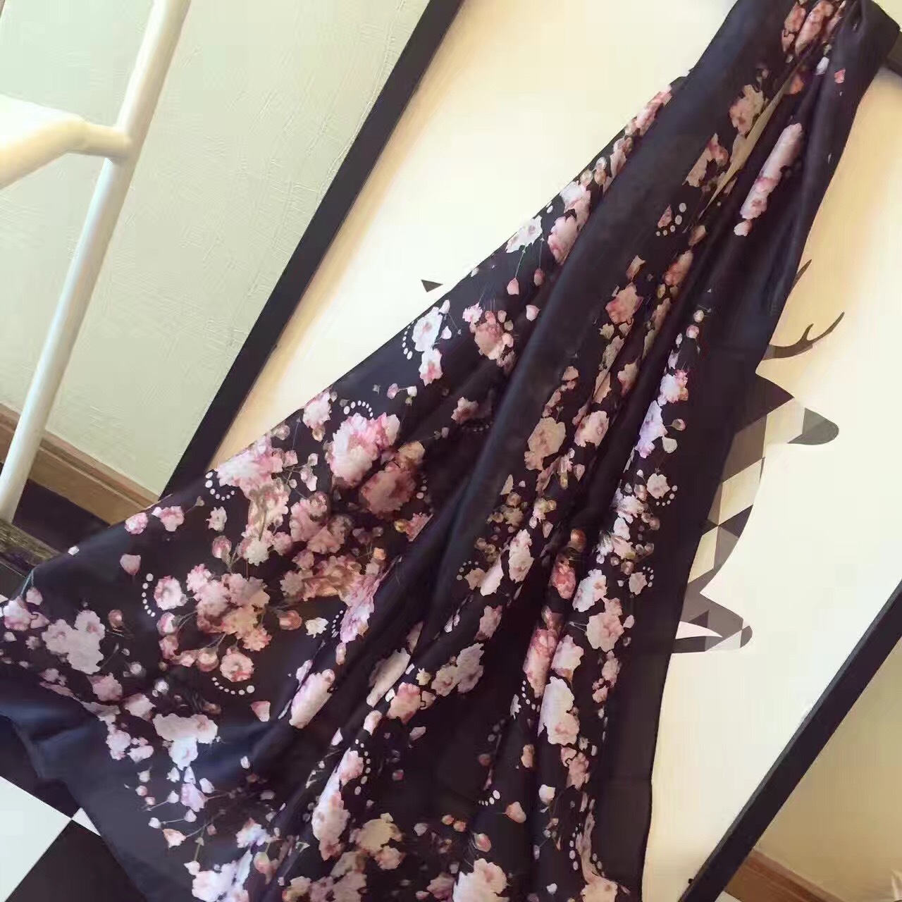 17新款春款樱花仿真丝 丝巾女士 夏季防晒沙滩长巾披肩外面尾单