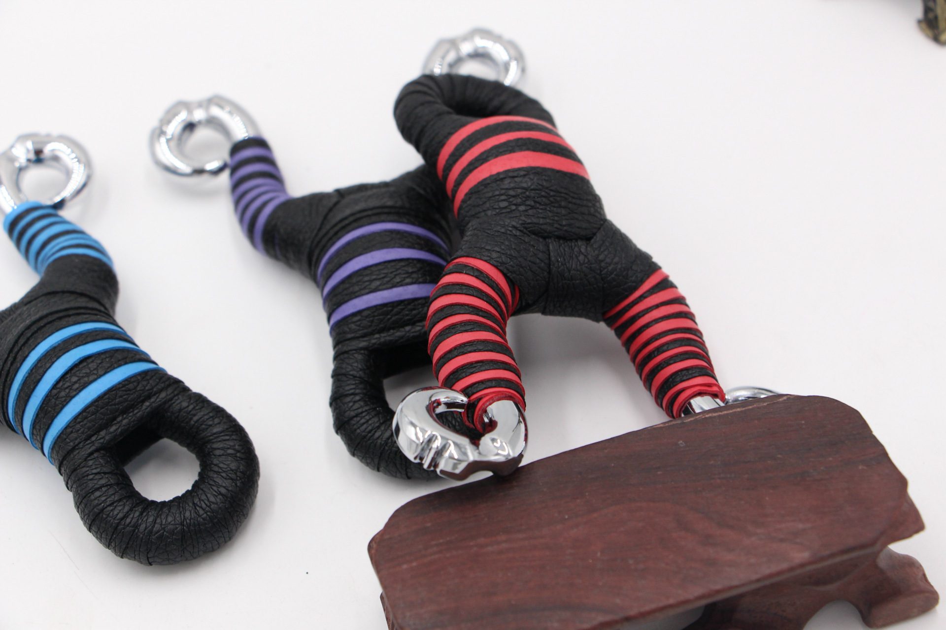 合金藏羚羊弹弓白色镜面弹弓厂家户外非不锈钢弹弓精缠批发带皮筋